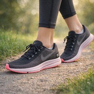 Nike ZM Winflo 5 Run Shield Women's size 10.5 Smokey Mauve Metallic Silver